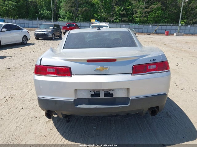 Продажа на аукционе авто 2015 Chevrolet Camaro 2ls, vin: 2G1FB1E37F9186043, номер лота: 44862353