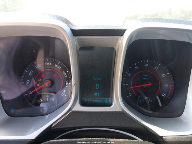 Продажа на аукционе авто 2015 Chevrolet Camaro 2ls, vin: 2G1FB1E37F9186043, номер лота: 44862353