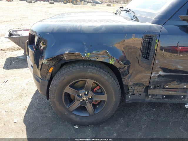 Продаж на аукціоні авто 2023 Land Rover Defender 110 S, vin: SALEJ7EX6P2121799, номер лоту: 44862369