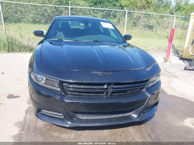 44862396 :رقم المزاد ، 2C3CDXBG0NH137919 vin ، 2022 Dodge Charger Sxt Rwd مزاد بيع