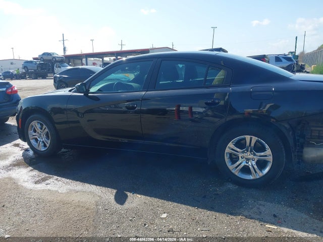 44862396 :رقم المزاد ، 2C3CDXBG0NH137919 vin ، 2022 Dodge Charger Sxt Rwd مزاد بيع