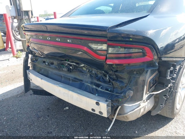 44862396 :رقم المزاد ، 2C3CDXBG0NH137919 vin ، 2022 Dodge Charger Sxt Rwd مزاد بيع