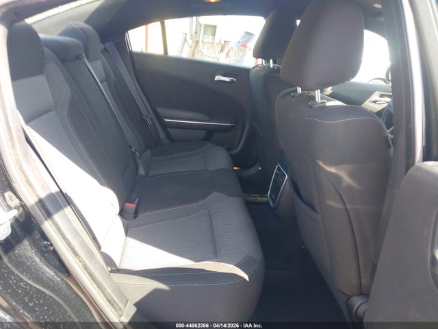 44862396 :رقم المزاد ، 2C3CDXBG0NH137919 vin ، 2022 Dodge Charger Sxt Rwd مزاد بيع