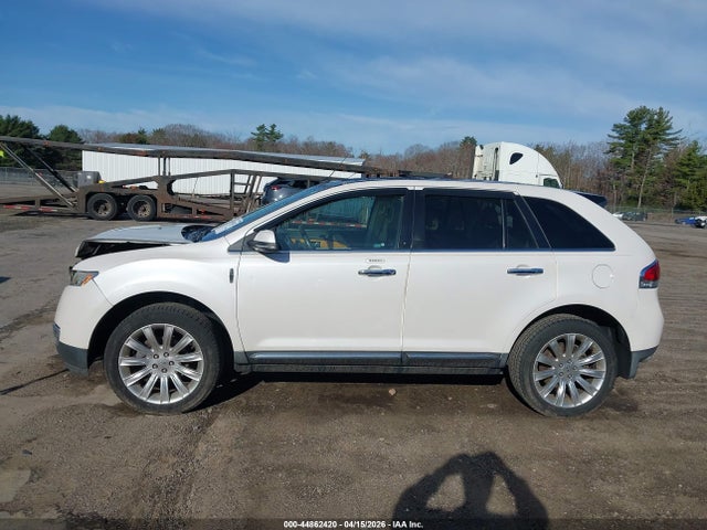 Продажа на аукционе авто 2014 Lincoln Mkx, vin: 2LMDJ6JK5EBL14847, номер лота: 44862420