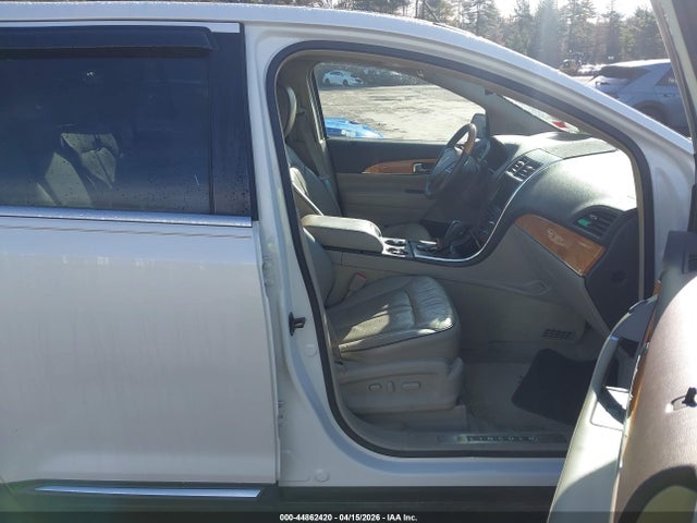 Продажа на аукционе авто 2014 Lincoln Mkx, vin: 2LMDJ6JK5EBL14847, номер лота: 44862420