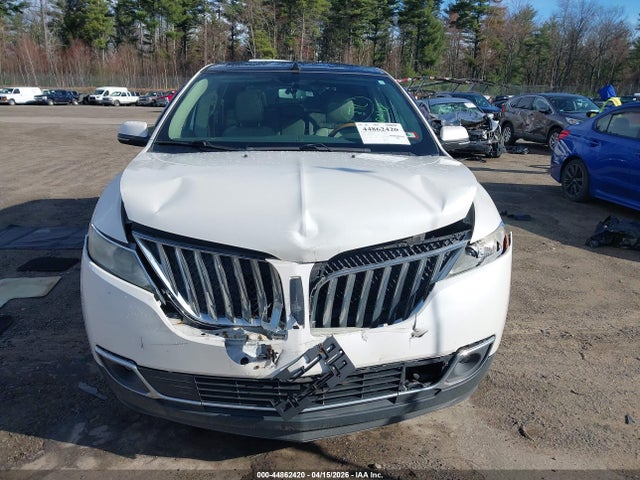 Продажа на аукционе авто 2014 Lincoln Mkx, vin: 2LMDJ6JK5EBL14847, номер лота: 44862420