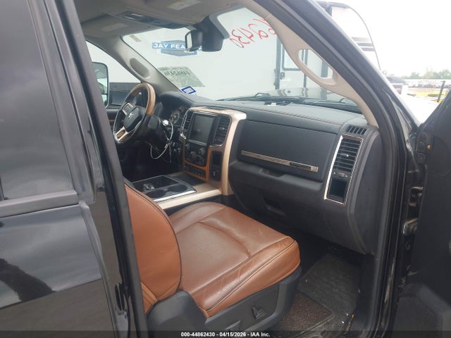 44862430 :رقم المزاد ، 3C63RRKL8DG567497 vin ، 2013 Ram 3500 Laramie Longhorn مزاد بيع
