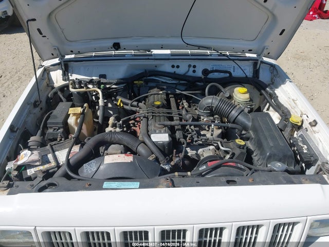 44862437 :رقم المزاد ، 1J4FF68S4XL666637 vin ، 1999 Jeep Cherokee Classic/sport مزاد بيع