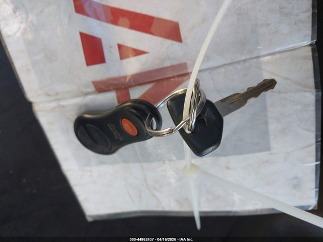 44862437 :رقم المزاد ، 1J4FF68S4XL666637 vin ، 1999 Jeep Cherokee Classic/sport مزاد بيع