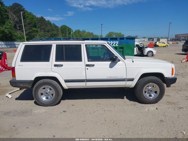 44862437 :رقم المزاد ، 1J4FF68S4XL666637 vin ، 1999 Jeep Cherokee Classic/sport مزاد بيع