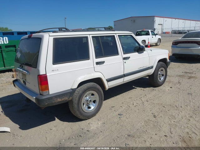 44862437 :رقم المزاد ، 1J4FF68S4XL666637 vin ، 1999 Jeep Cherokee Classic/sport مزاد بيع