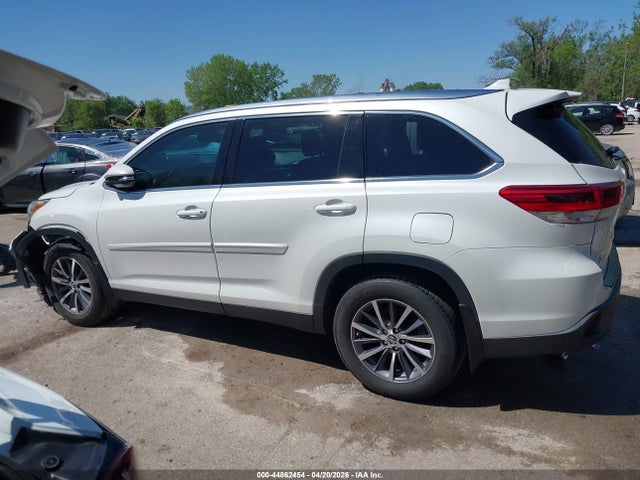 44862454 :رقم المزاد ، 5TDJZRFH7KS574008 vin ، 2019 Toyota Highlander Xle مزاد بيع