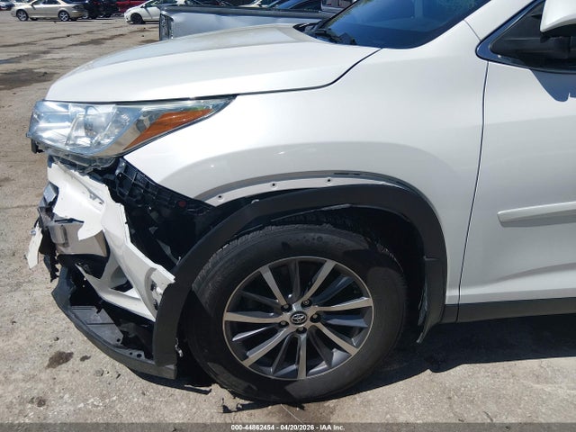 44862454 :رقم المزاد ، 5TDJZRFH7KS574008 vin ، 2019 Toyota Highlander Xle مزاد بيع