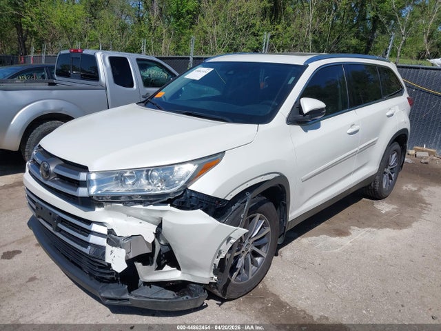 44862454 :رقم المزاد ، 5TDJZRFH7KS574008 vin ، 2019 Toyota Highlander Xle مزاد بيع