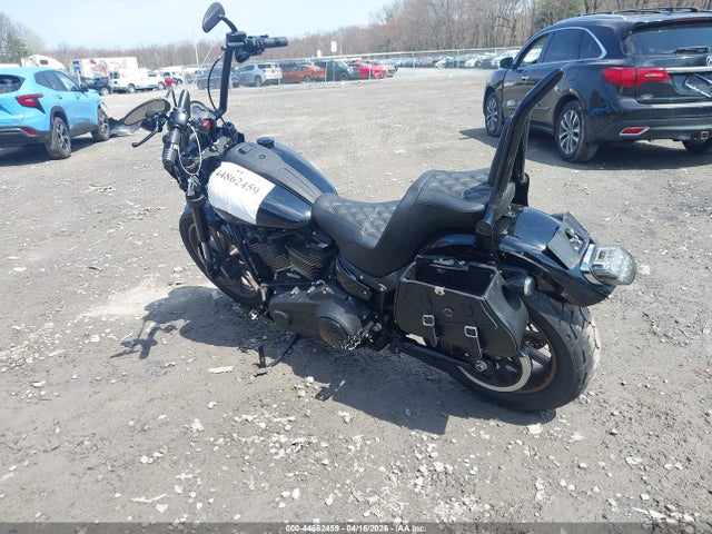 Harley-Davidson FXLRS 2023 1HD1YWZ13PB056555 Image 3