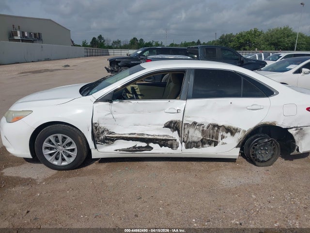 Aukcja sprzedaży 2016 Toyota Camry Le, vin: 4T1BF1FK6GU543812, numer aukcji: 44862490