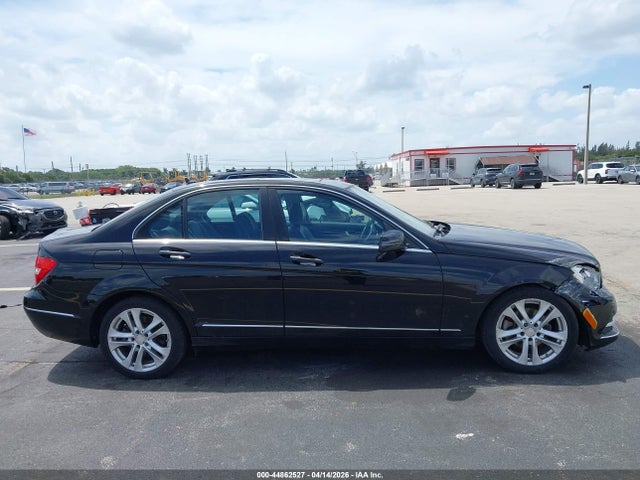 Продаж на аукціоні авто 2013 Mercedes-benz C 250 Luxury, vin: WDDGF4HB9DR269924, номер лоту: 44862527