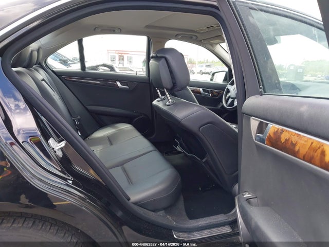 Продаж на аукціоні авто 2013 Mercedes-benz C 250 Luxury, vin: WDDGF4HB9DR269924, номер лоту: 44862527