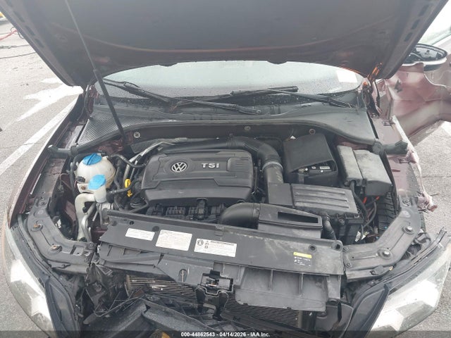 1VWBT7A32EC100489 Volkswagen Passat 1.8t Se