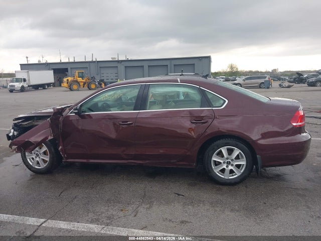 1VWBT7A32EC100489 Volkswagen Passat 1.8t Se
