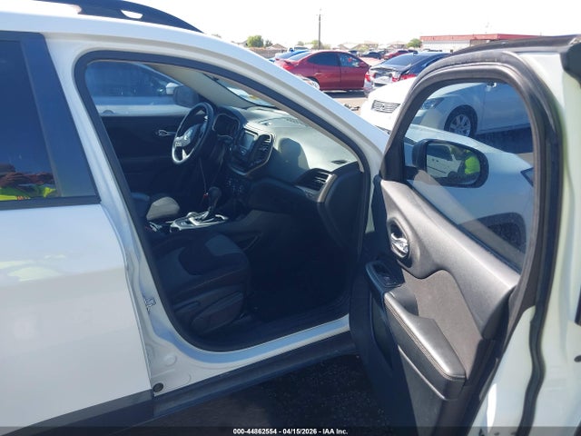 1C4PJLAB7GW312644 Jeep Cherokee Sport