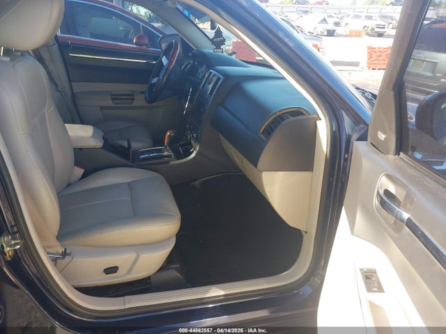 Продажа на аукционе авто 2005 Chrysler 300 Touring, vin: 2C3JA53G15H538169, номер лота: 44862557