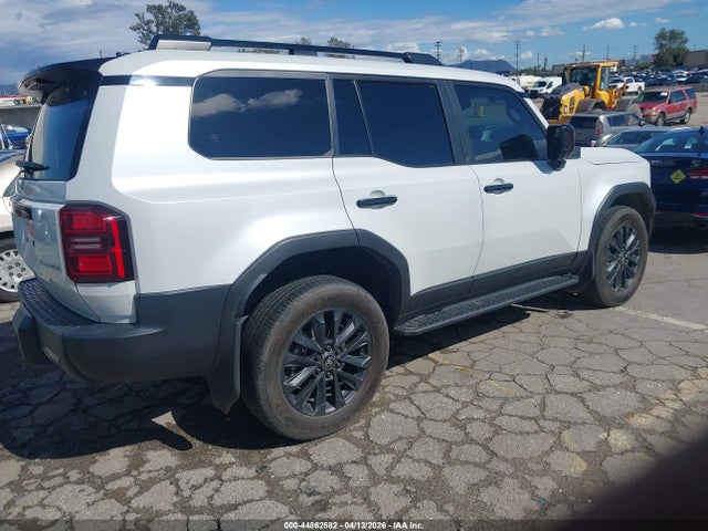 2024 TOYOTA LAND CRUISER JTEABFAJ6R5002548 Photo 3
