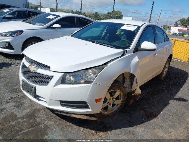 1G1PK5SB0E7394028 Chevrolet CRUZE LT