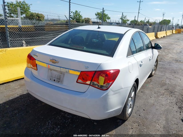 1G1PK5SB0E7394028 Chevrolet CRUZE LT