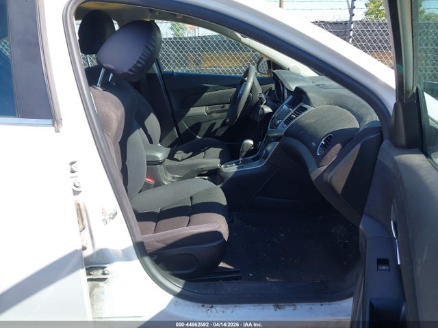 1G1PK5SB0E7394028 Chevrolet CRUZE LT