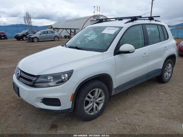 Продажа на аукционе авто 2016 Volkswagen Tiguan S, vin: WVGBV7AX0GW528025, номер лота: 44862609