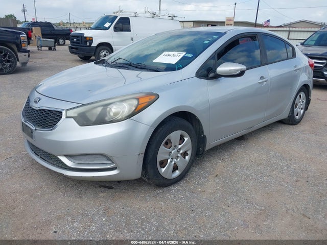 Aukcja sprzedaży 2015 Kia Forte Lx, vin: KNAFX4A68F5331370, numer aukcji: 44862624