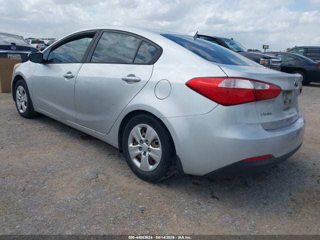 Aukcja sprzedaży 2015 Kia Forte Lx, vin: KNAFX4A68F5331370, numer aukcji: 44862624