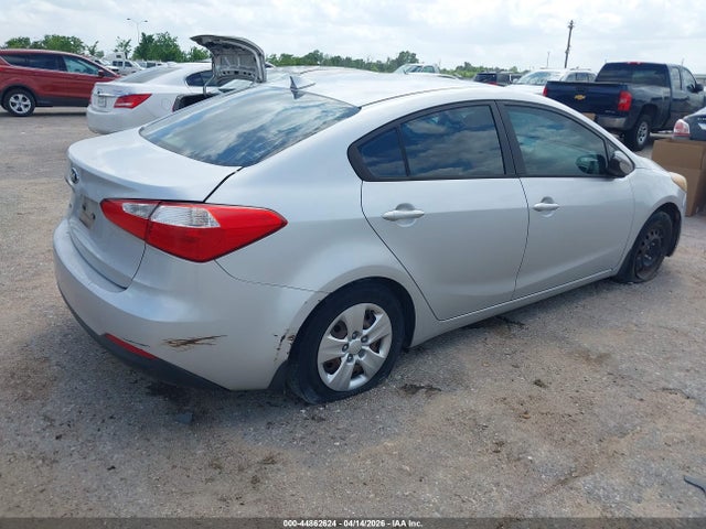 Aukcja sprzedaży 2015 Kia Forte Lx, vin: KNAFX4A68F5331370, numer aukcji: 44862624
