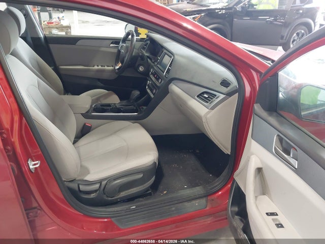 44862658 :رقم المزاد ، 5NPE24AF7KH798268 vin ، 2019 Hyundai Sonata Se مزاد بيع