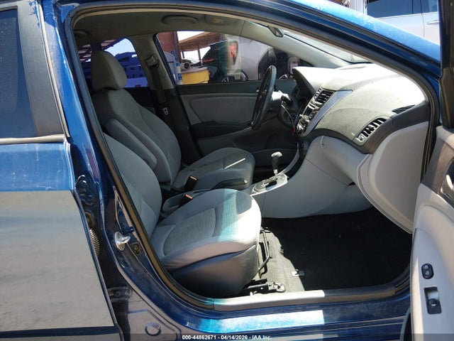 2017 Hyundai Accent Se მანქანა იყიდება აუქციონზე, vin: KMHCT4AE3HU300895, აუქციონის ნომერი: 44862671