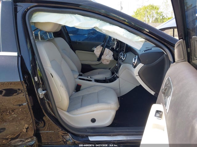 Продажа на аукционе авто 2015 Mercedes-benz Gla 250 4matic, vin: WDCTG4GB7FJ080434, номер лота: 44862674