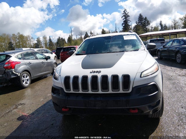 1C4PJMBS6FW713752 Jeep Cherokee Trailhawk