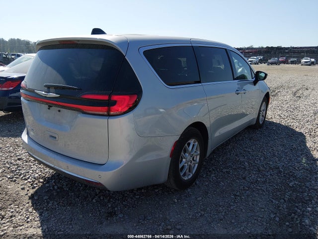 2026 CHRYSLER PACIFICA 2C4RC1BG0TR204984 Photo 3