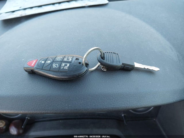 Продаж на аукціоні авто 2010 Dodge Grand Caravan Sxt, vin: 2D4RN5D19AR155214, номер лоту: 44862776