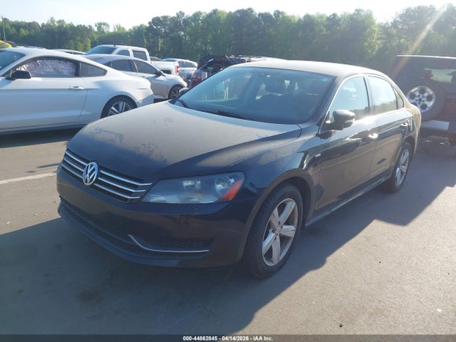 2014 VOLKSWAGEN PASSAT 1VWAT7A37EC028409 Photo 1