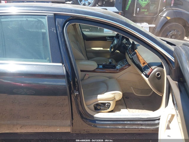2012 AUDI A8 L WAURVAFD0CN017541 Photo 4