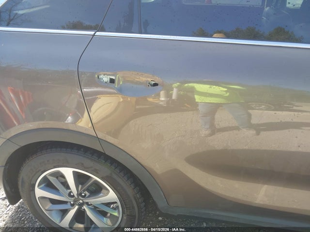 44862856 :رقم المزاد ، 5XYPH4A53KG532056 vin ، 2019 Kia Sorento 3.3l Ex مزاد بيع