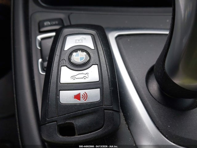 2018 BMW 320I WBA8A9C51JK623433 Photo 10