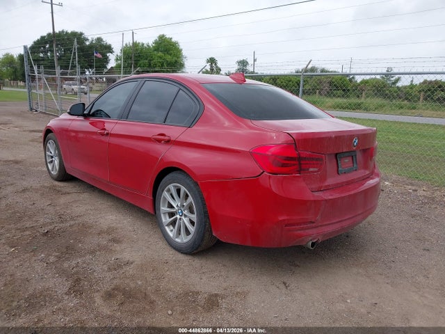 2018 BMW 320I WBA8A9C51JK623433 Photo 2
