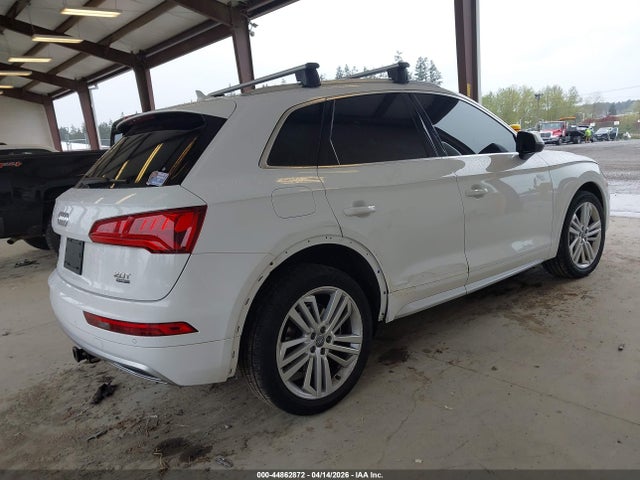 WA1CNAFY5J2199564 Audi Q5 2.0t Premium/2.0t Tech Premium