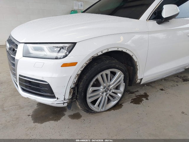 WA1CNAFY5J2199564 Audi Q5 2.0t Premium/2.0t Tech Premium
