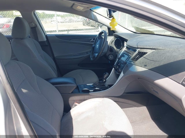 44862896 :رقم المزاد ، 5NPEB4AC8EH861887 vin ، 2014 Hyundai Sonata Gls مزاد بيع