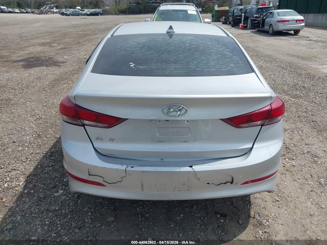 44862902 :رقم المزاد ، 5NPD84LF3JH300220 vin ، 2018 Hyundai Elantra Sel مزاد بيع