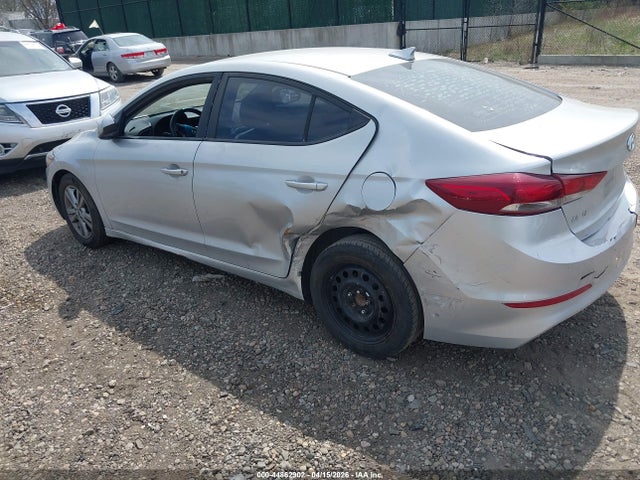 44862902 :رقم المزاد ، 5NPD84LF3JH300220 vin ، 2018 Hyundai Elantra Sel مزاد بيع